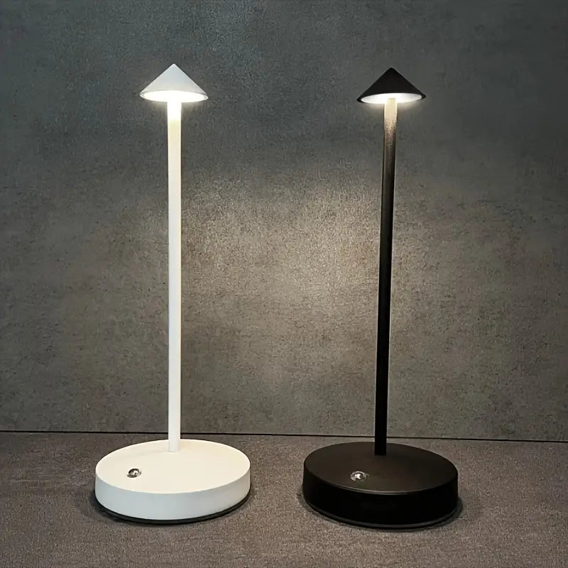 Elegant LED-bordlamper i Pilform