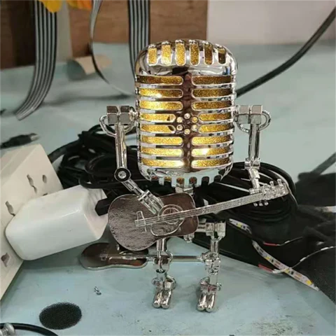 Guitarrobot Skrivebordslampe