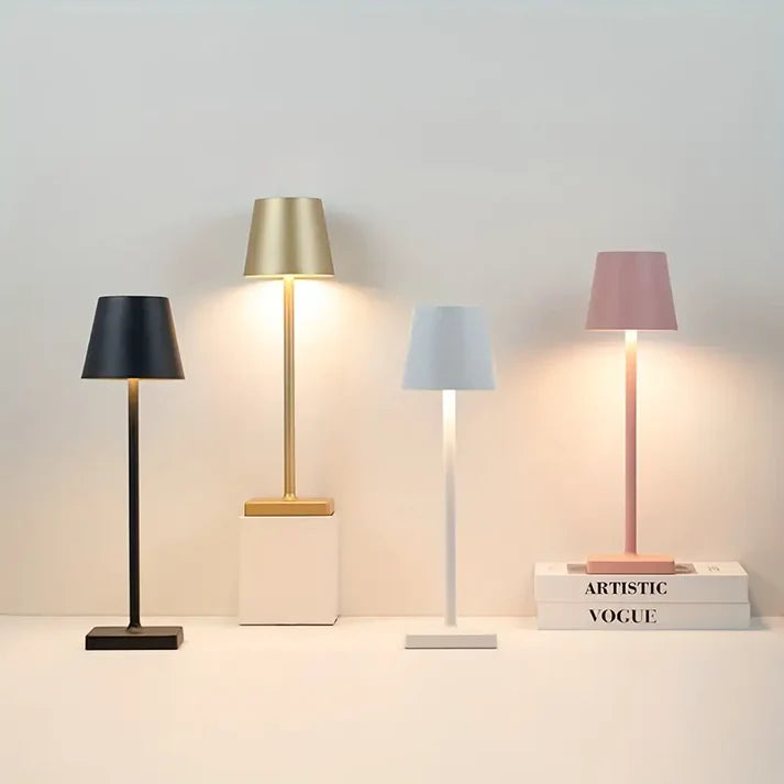 Moderne trådløs bordlampe