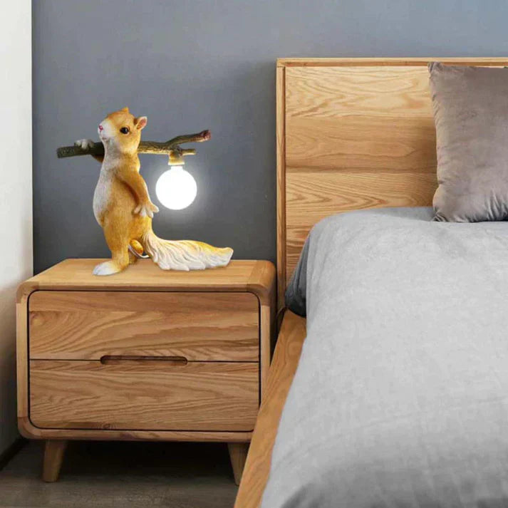 NovaRay|Natbordslampe Med Egerndesign