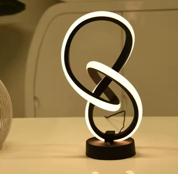 Infinity Touch Natlampe med Dæmpbart Lysdesign